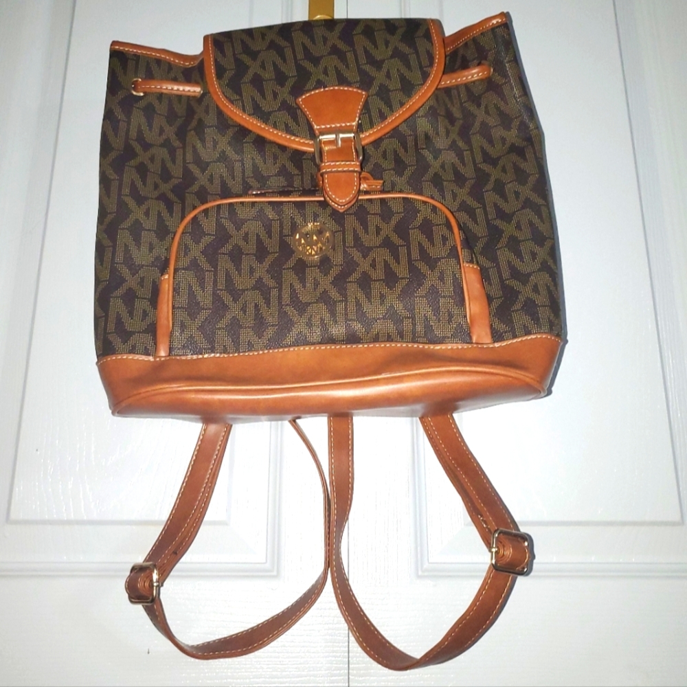 NX DRAWSTRING BACKPQCK BAG